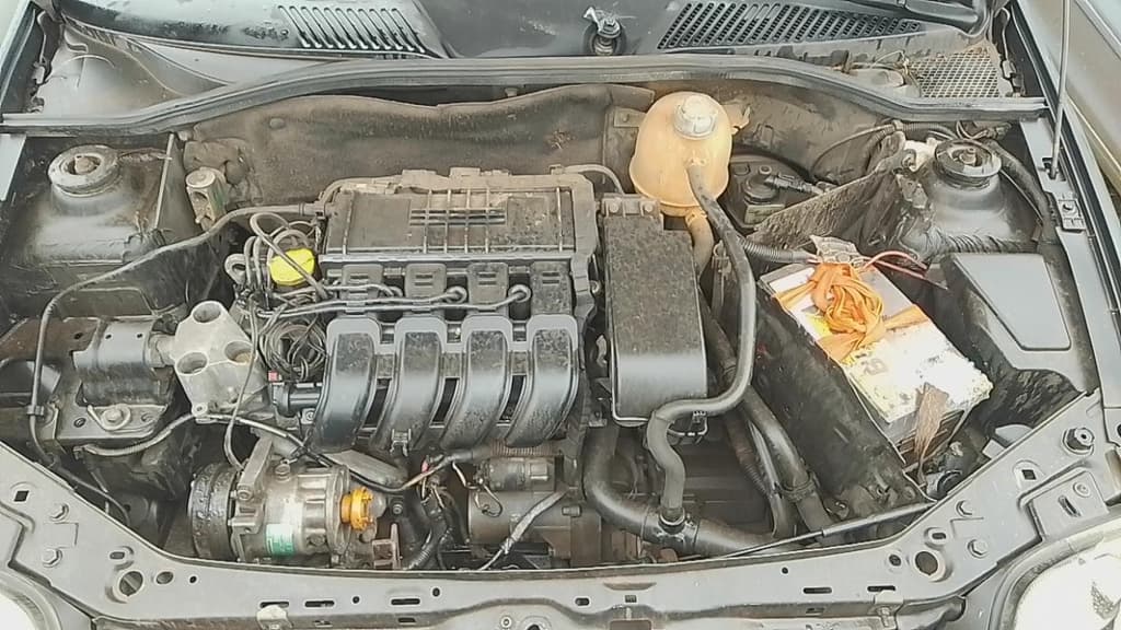 Renault Clio RN 1.0 16V 2001 — foto 7