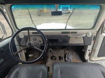 Toyota Bandeirante Ano Modelo 1984 — foto 9