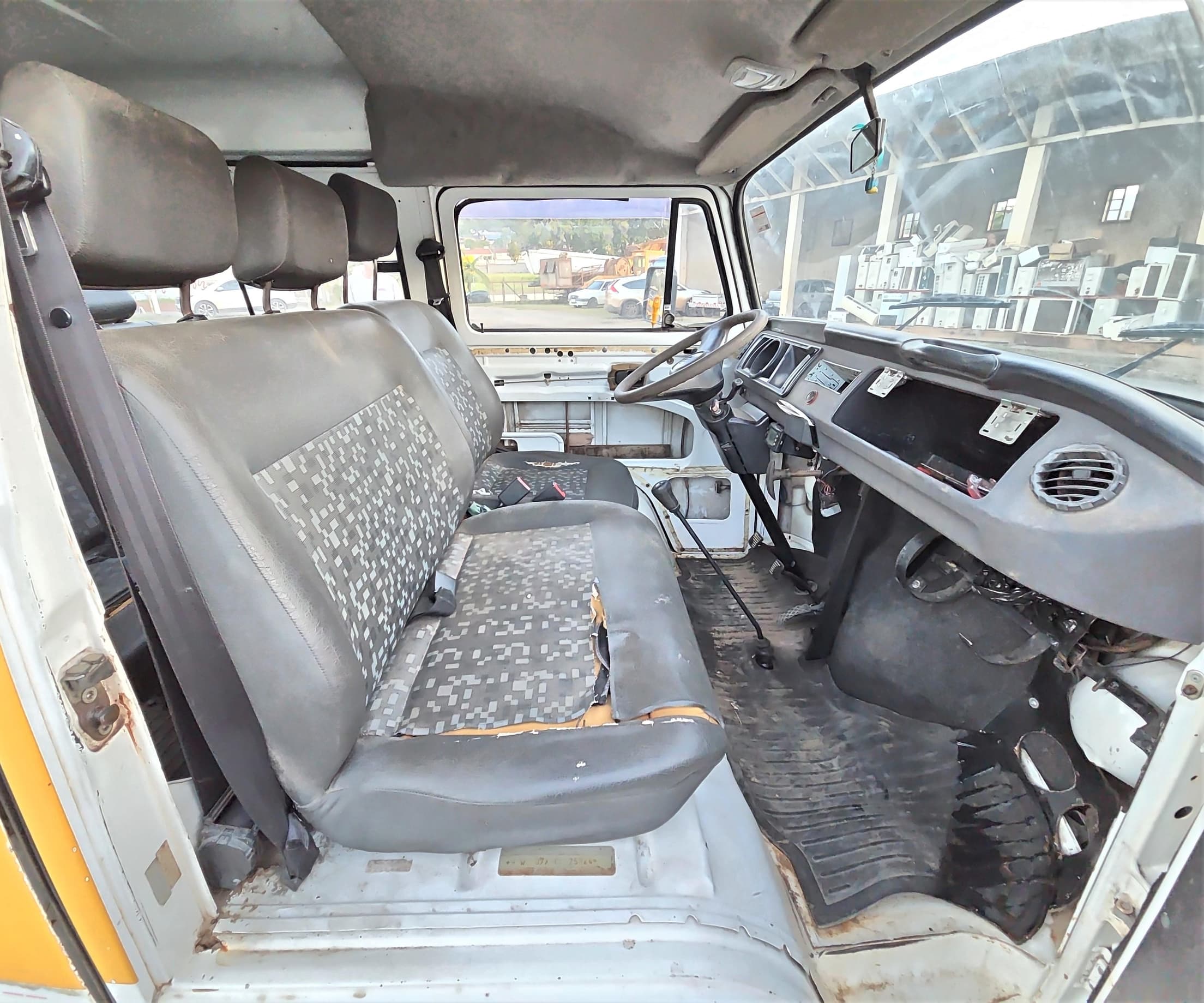 Volkswagen Kombi Escolar 2012 — foto 5
