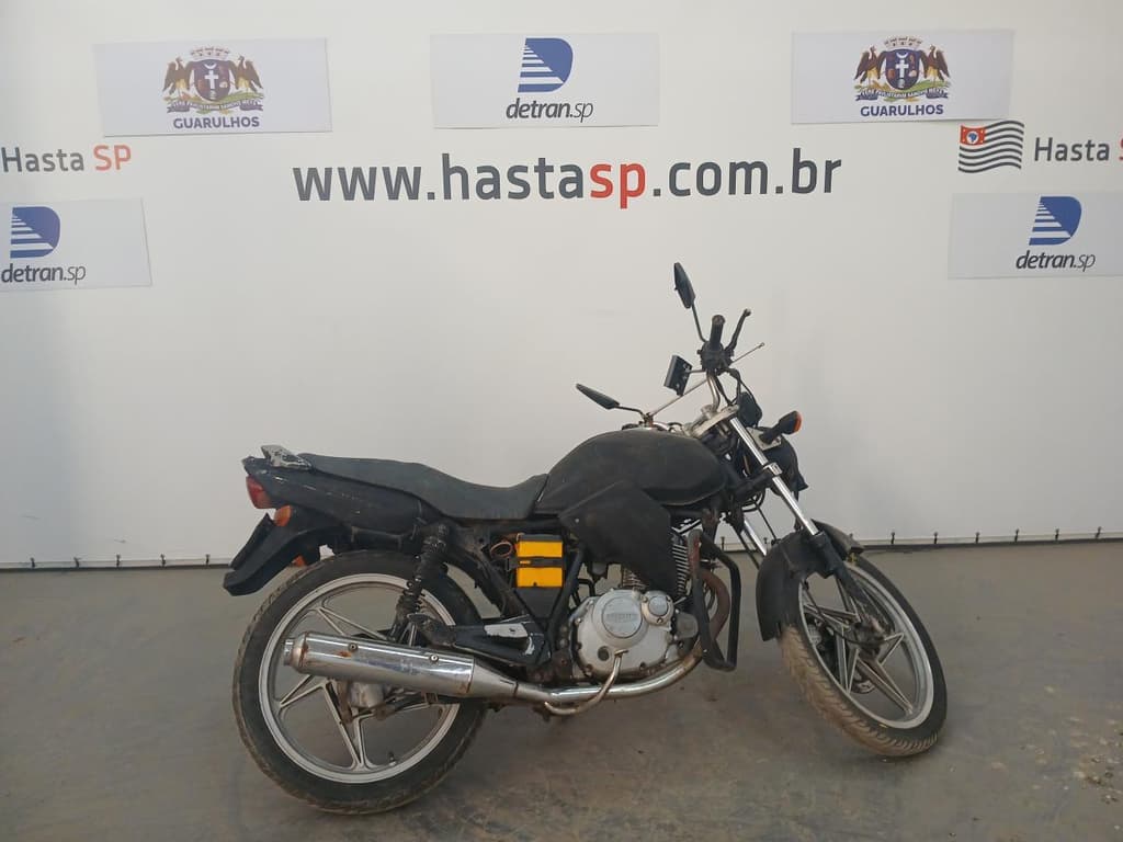Suzuki EN 125 YES 2008, preta