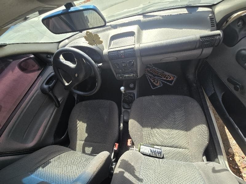 Chevrolet Classic LS 2012 — foto 4