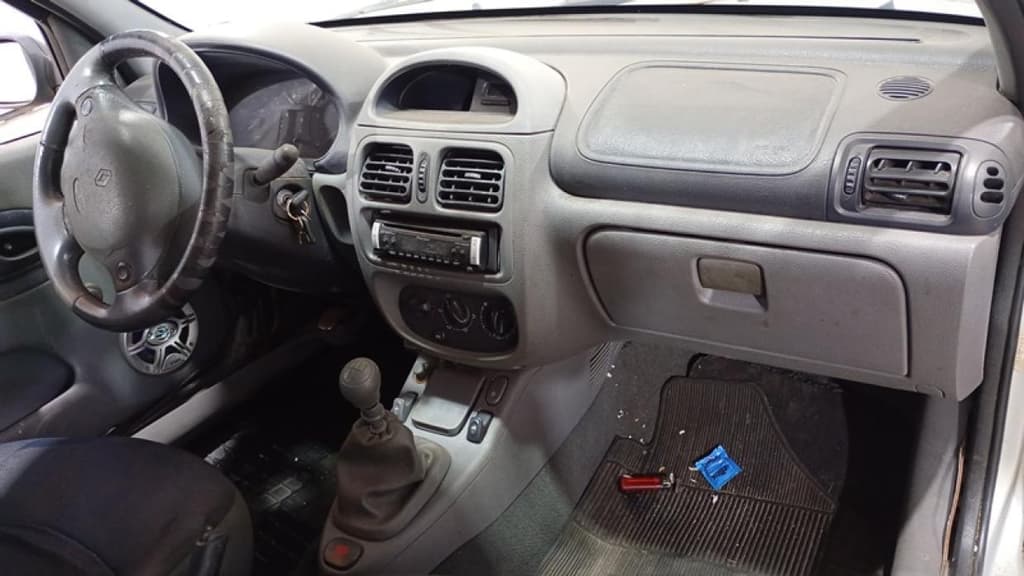 Renault Clio RN 1.6 16V 2001 — foto 6