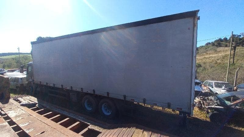 Volvo VM 270 6x2r 2014 — foto 3