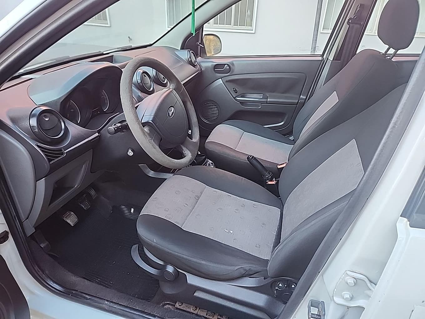 Ford Fiesta Flex 2013 — foto 9