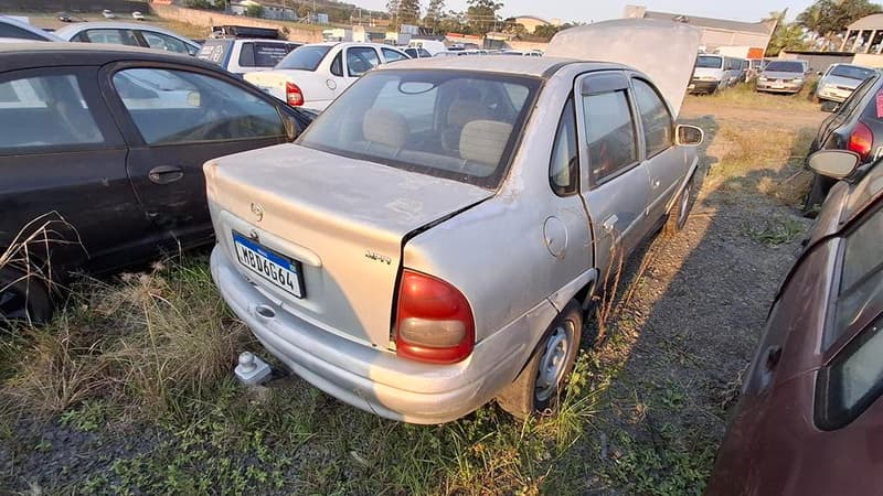 Chevrolet Gm/corsa Milenium 2001 — foto 3