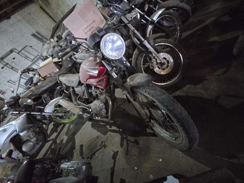Yamaha YBR 125k 2006 — foto 5