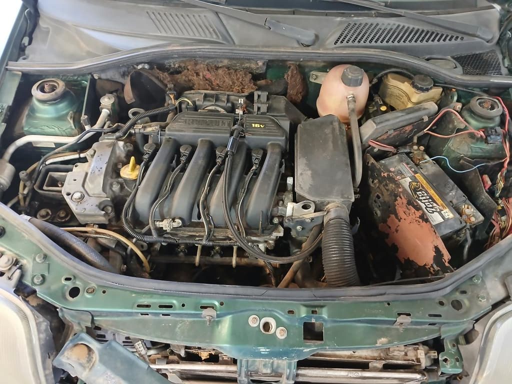 Renault Clio RN 1.6 16V 2001 — foto 2