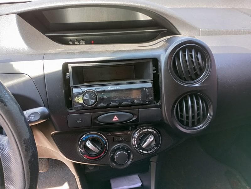 Toyota Etios 2019 — foto 14