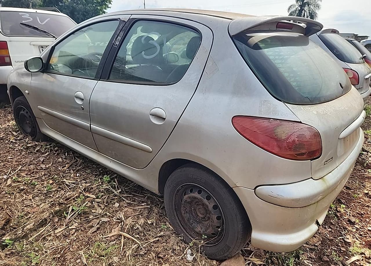 Peugeot 206 10 Sensat 2004 — foto 6
