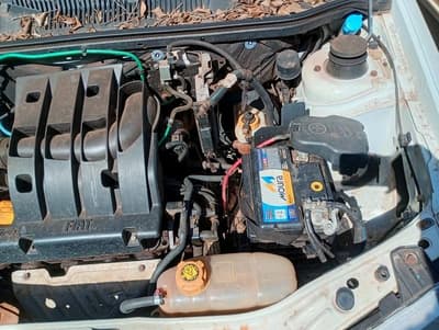 Fiat Strada 2010 — foto 16