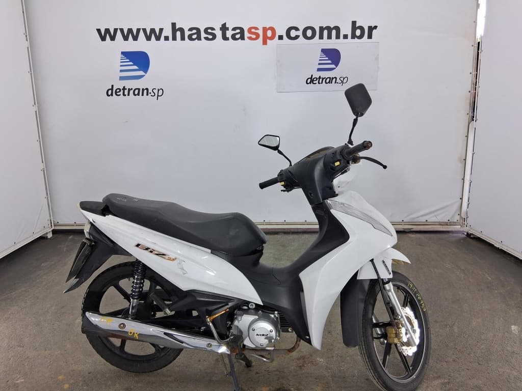 Haojian Haojian Avelloz AZ1 2022, branca