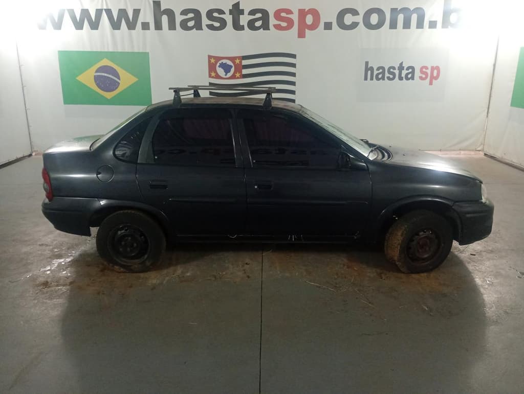 Chevrolet Corsa Milenium 2002 — foto 4