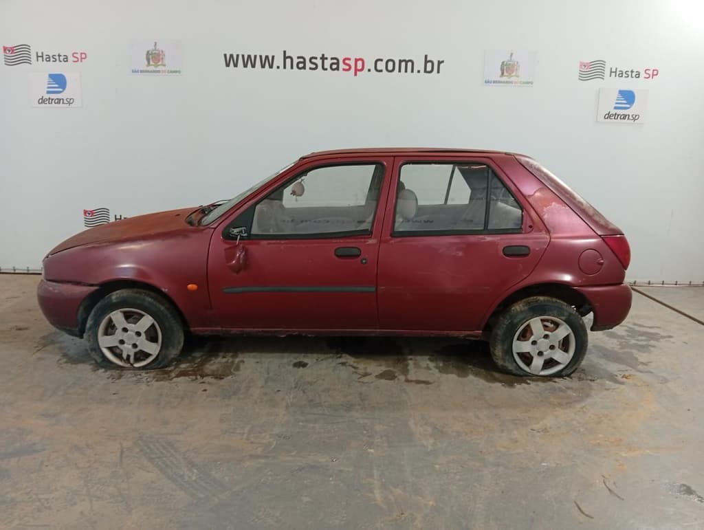 Ford Fiesta 1998 — foto 2