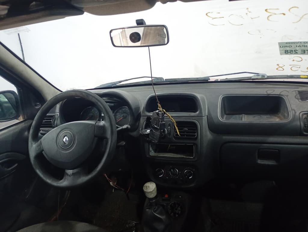 Renault Clio Exp1016vh 2014 — foto 5