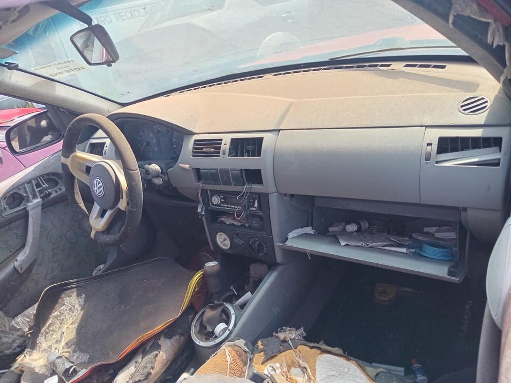 Volkswagen Saveiro 1.8 2001 — foto 5