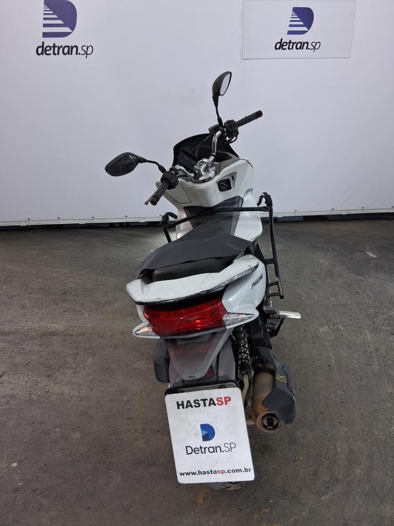 Honda PCX 150 DLX 2016 — foto 4