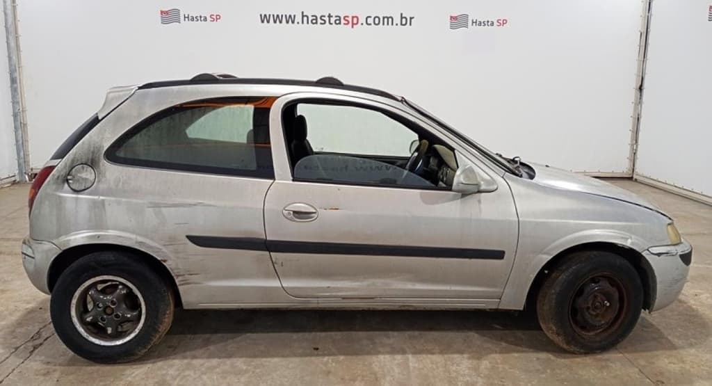 Chevrolet Celta 2002 — foto 1