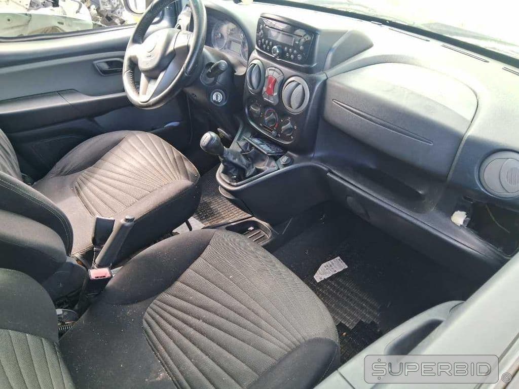 Fiat Doblo Essence 1.8 2016 — foto 3