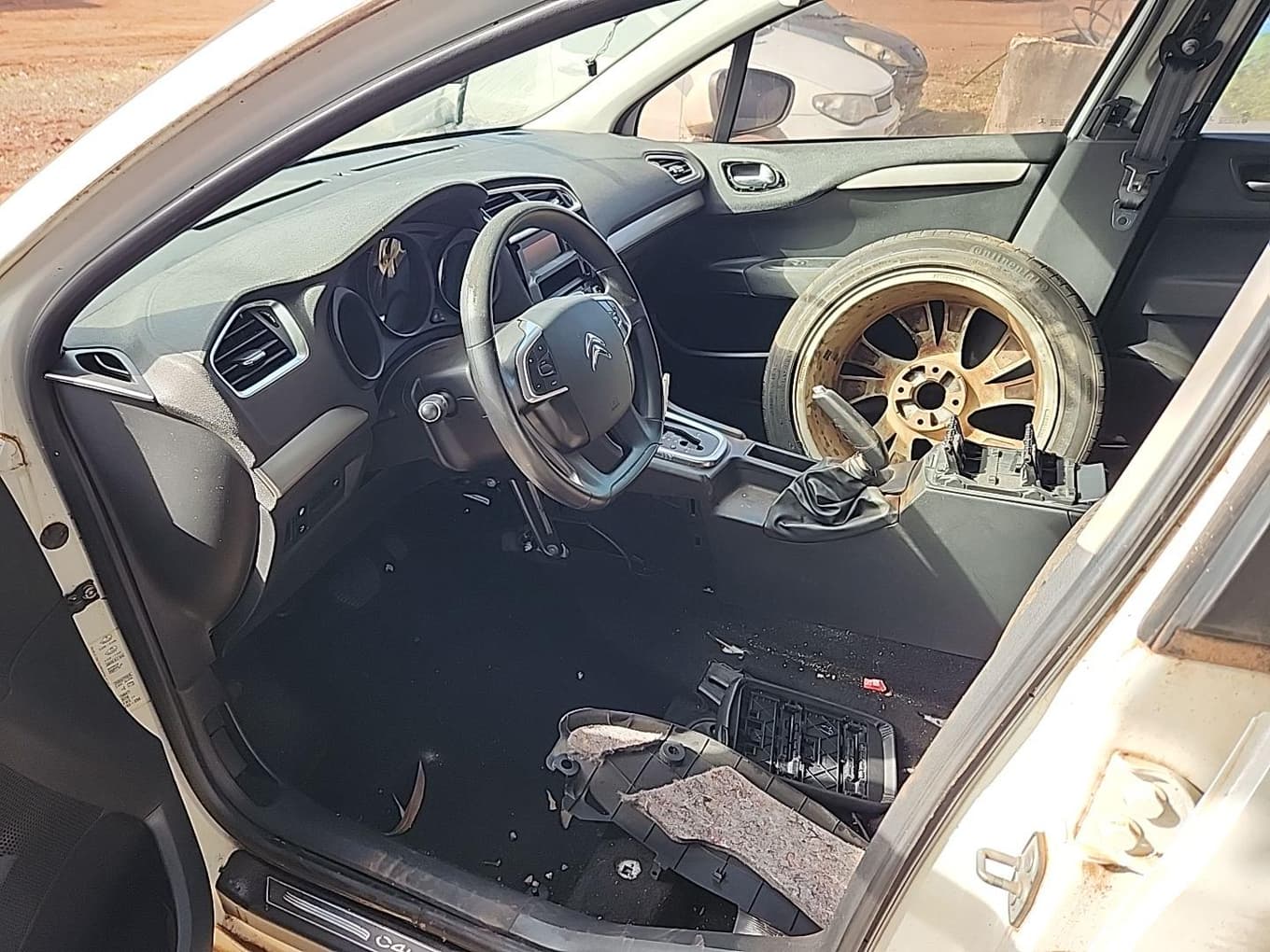 Citroën C4L A2 L Tend 2014 — foto 9