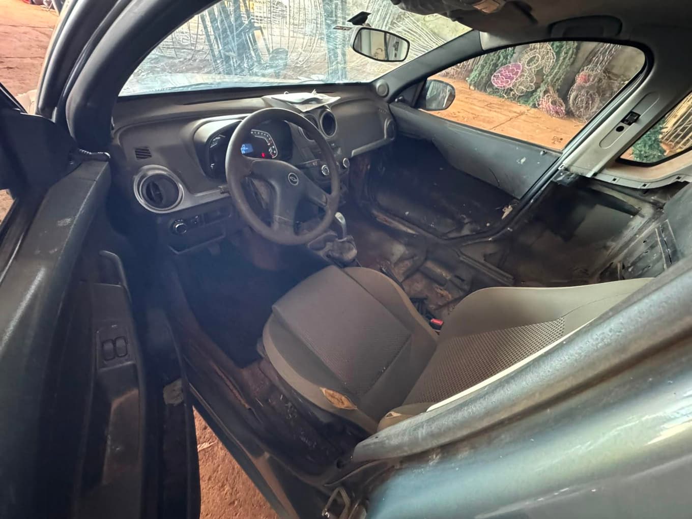 Chevrolet Montana Ls - 2012 — foto 3