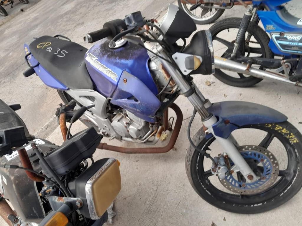 Honda CBX 250 Twister 2002