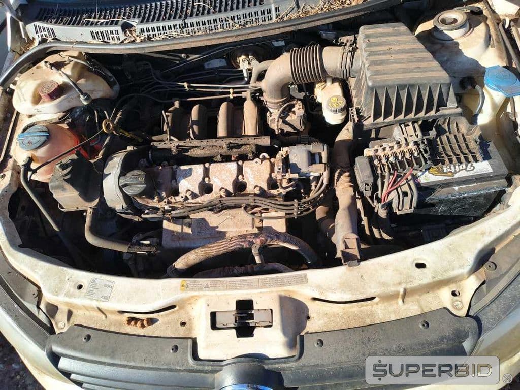 Volkswagen Voyage TL MB 2016 — foto 6
