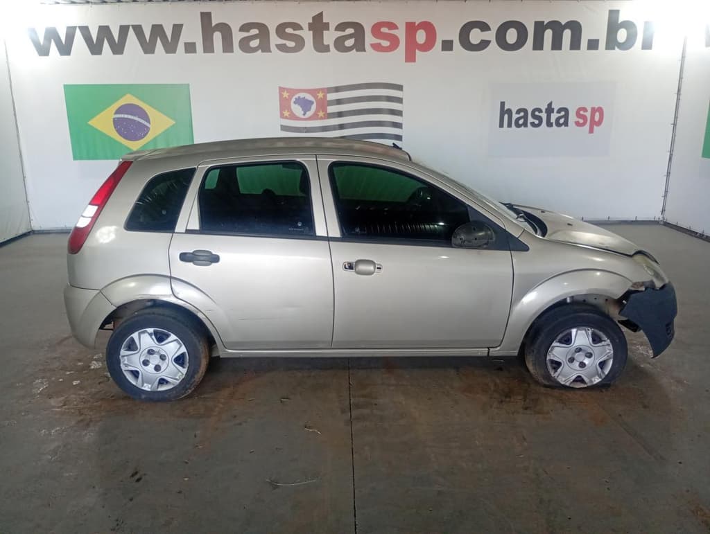 Ford Fiesta 2006 — foto 2
