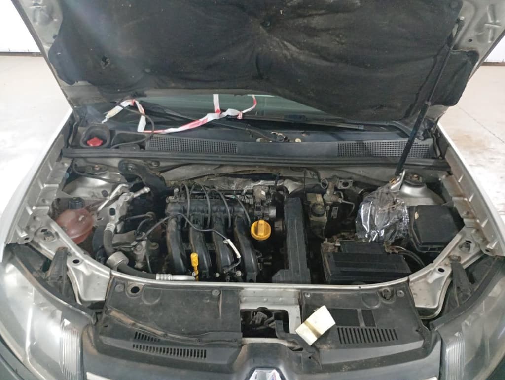 Renault Sandero Expr 10 2017 — foto 2