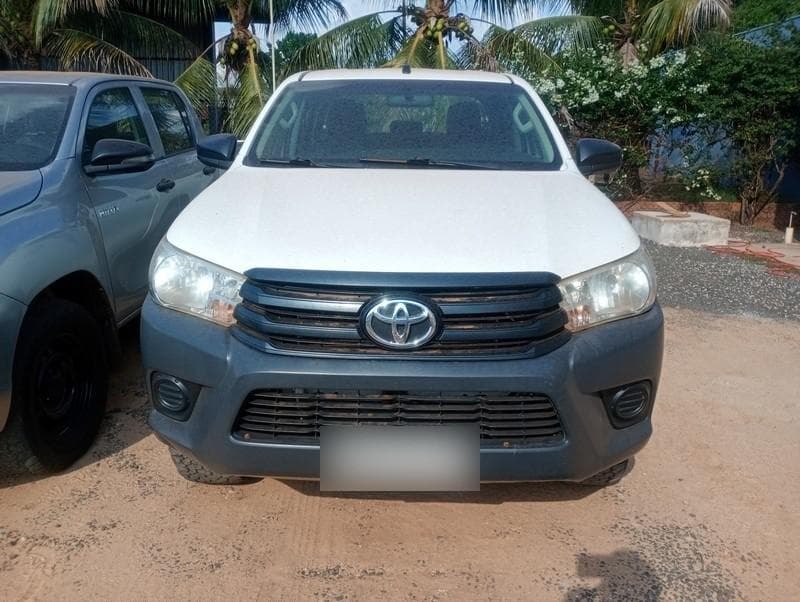 Toyota Hilux 2019 — foto 2