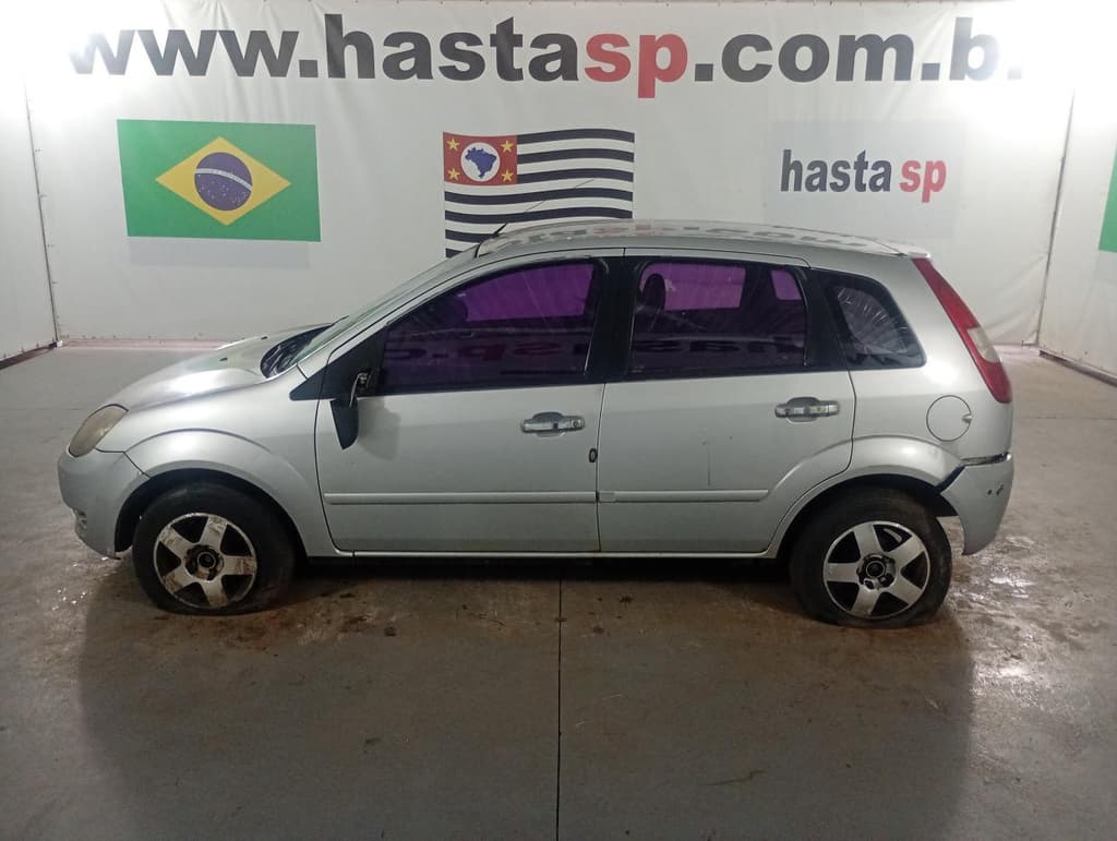 Ford Fiesta Edge 2003 — foto 1