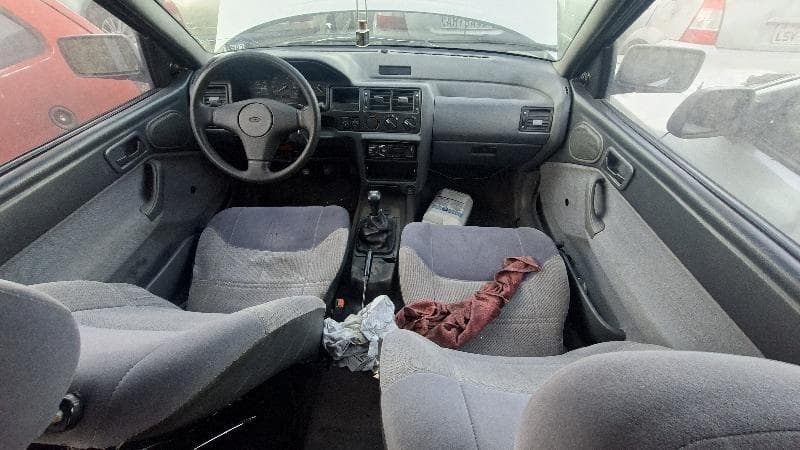Ford Escort L 1993 — foto 2