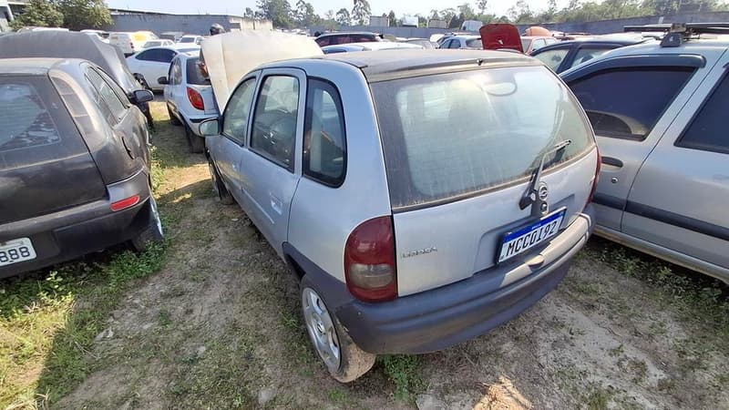 Chevrolet Gm/corsa Milenium 2001 — foto 3