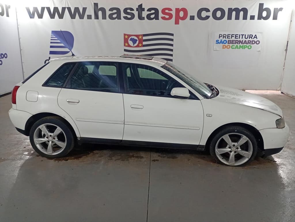 Audi A3 1.8t 2002, branca
