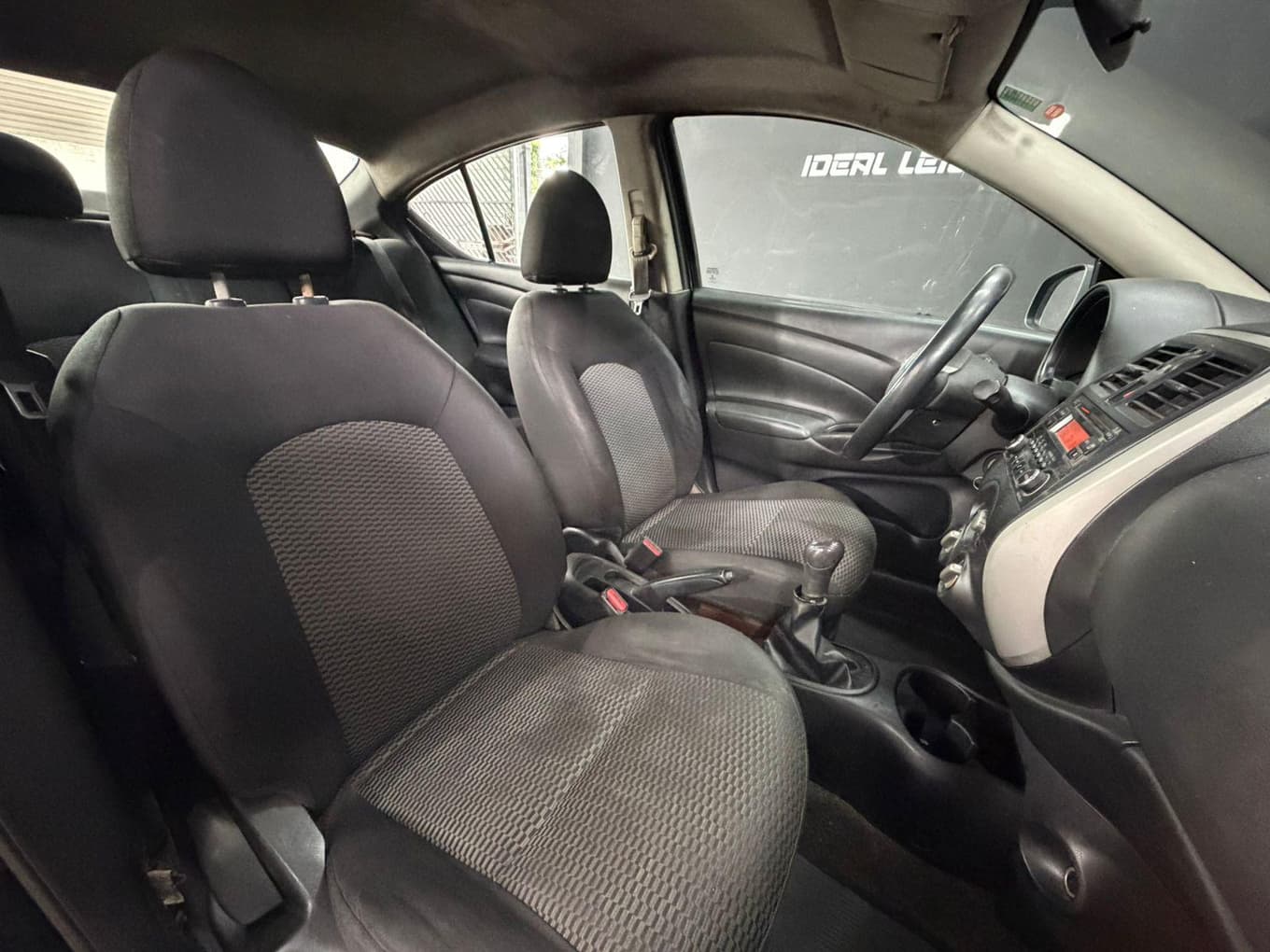 Nissan Versa 2020 — foto 11