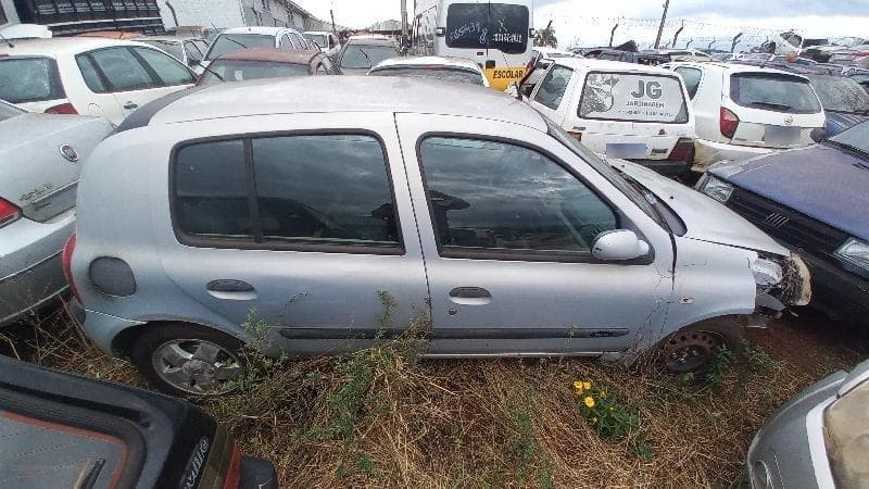 Renault Clio PRI 10 16vh 2004 — foto 1