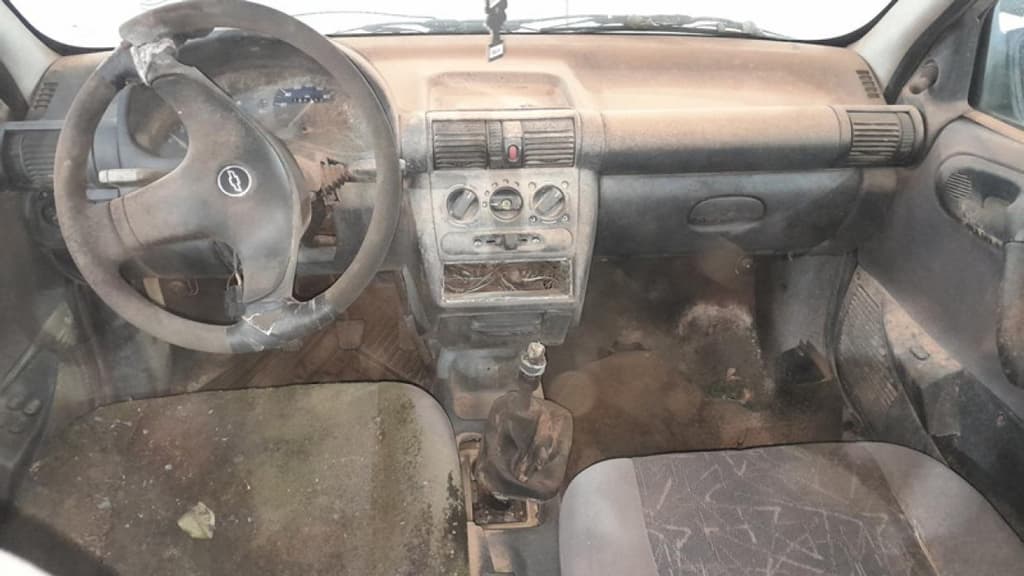 Chevrolet Corsa Super 2001 — foto 2