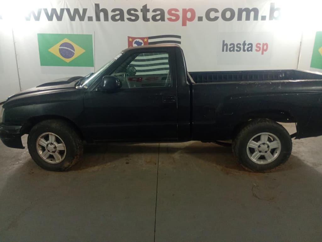 Chevrolet S10 Advantage S 2009 — foto 3