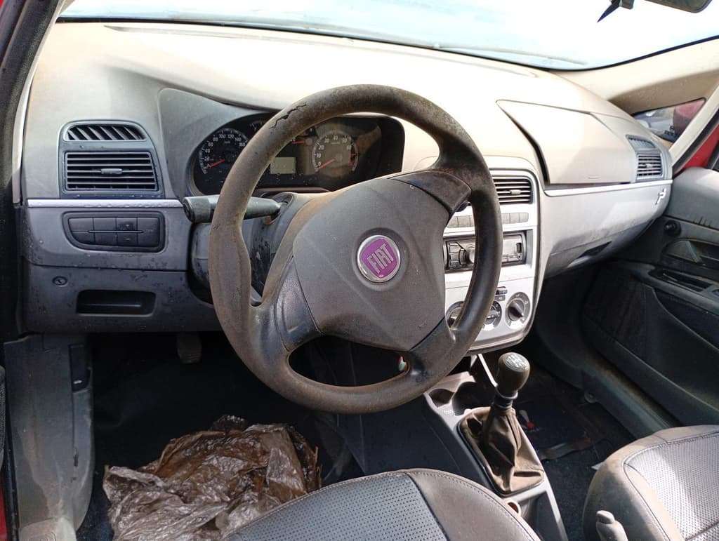 Fiat Punto 1.4 2010 — foto 6