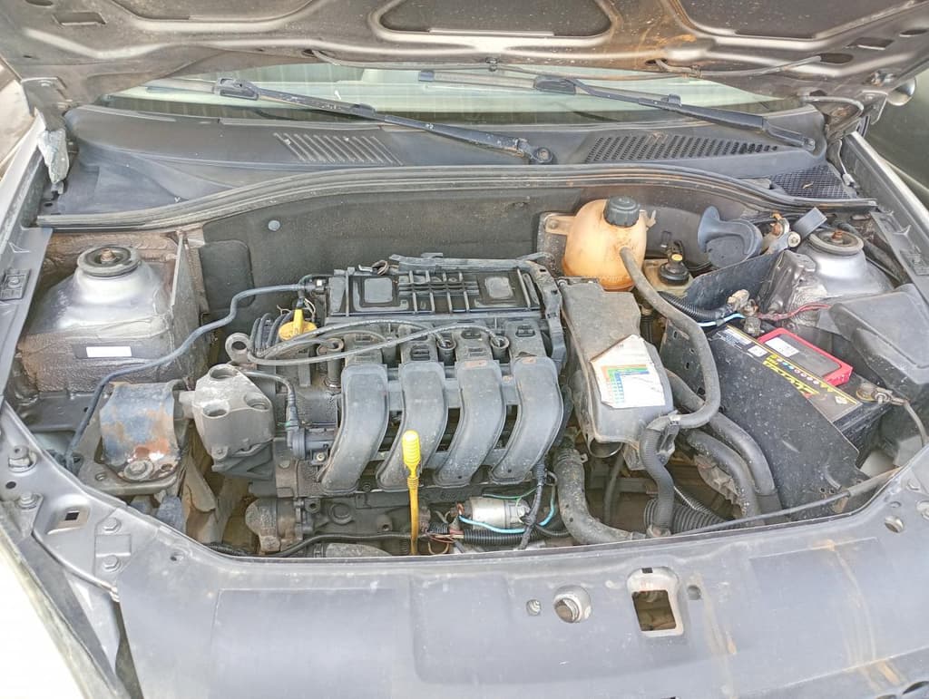Renault Clio AUT 10 16vh 2005 — foto 6