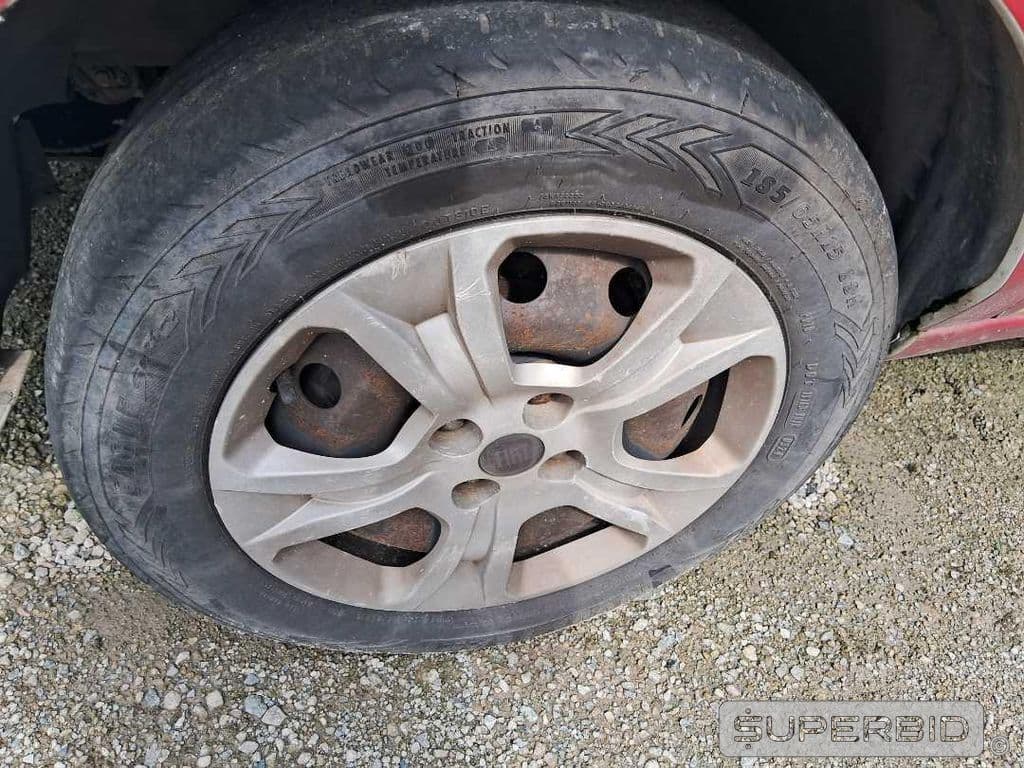 Fiat Doblo Essence 1.8 2016 — foto 21