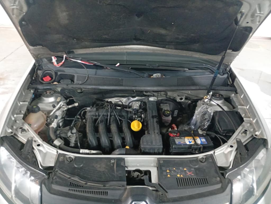 Renault Sandero Expr 10 2017 — foto 6