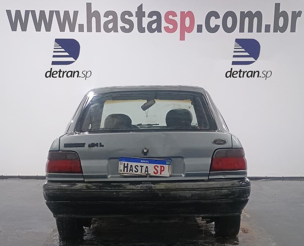 Ford Escort 1.8 L 1993 — foto 4