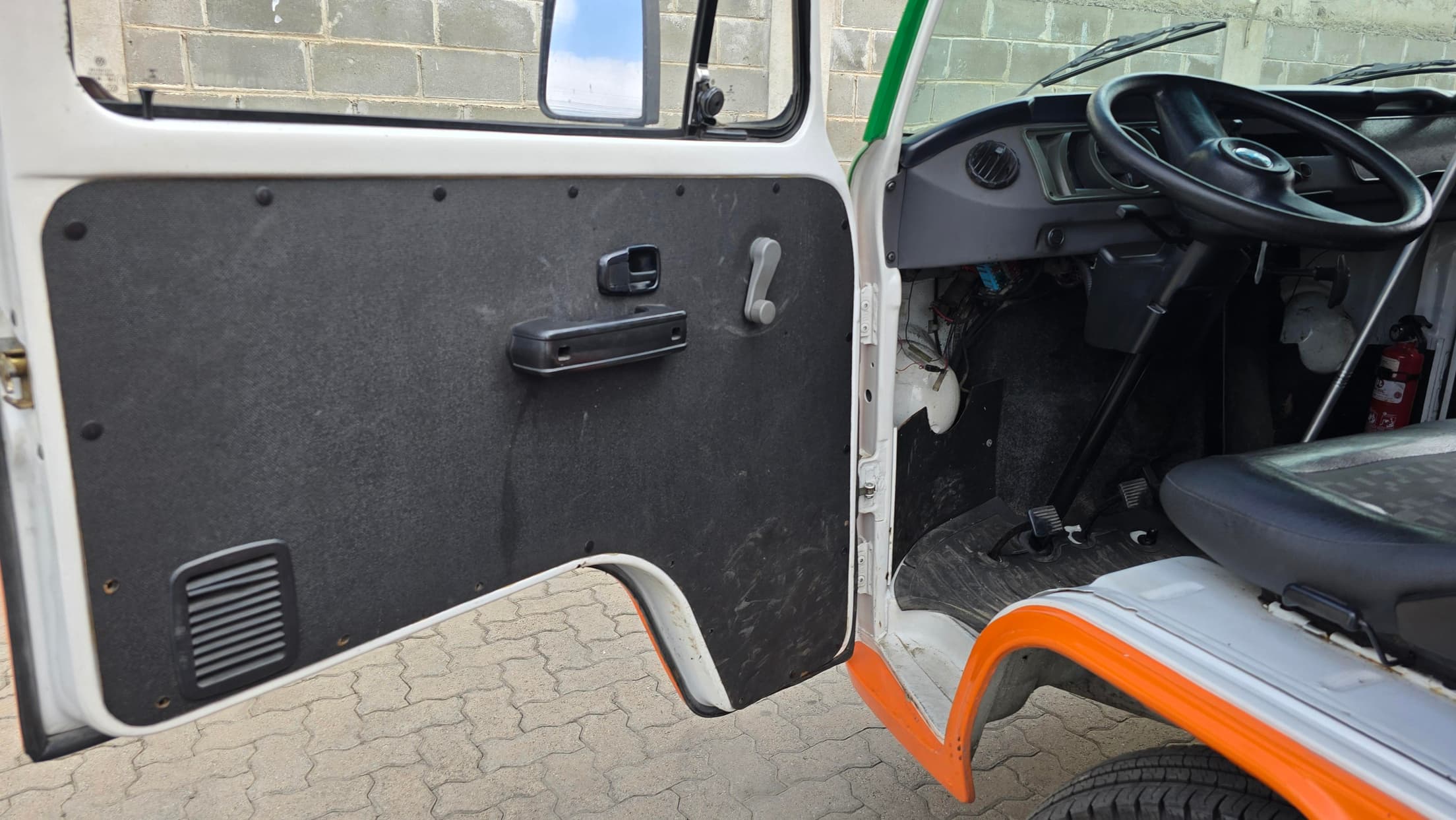 Volkswagen Kombi 2013 — foto 17