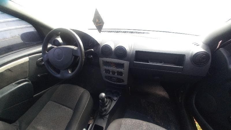Renault Logan EXP 16 2009 — foto 10