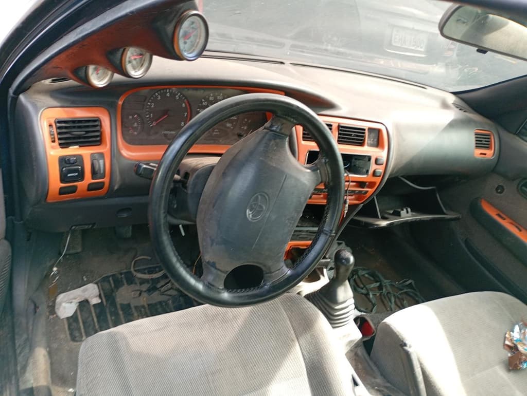 Toyota Corola 1997 — foto 5