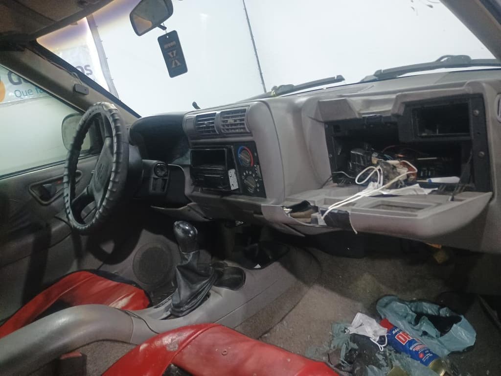 Chevrolet Blazer DLX 1999 — foto 5
