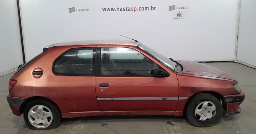 Peugeot 306 PEUGEOT 306 1995, vermelha