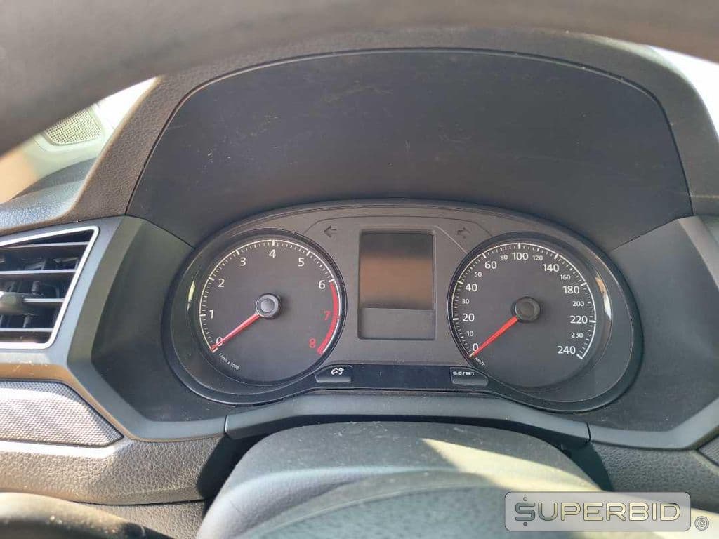 Volkswagen Novo Voyage TL MBV 2018