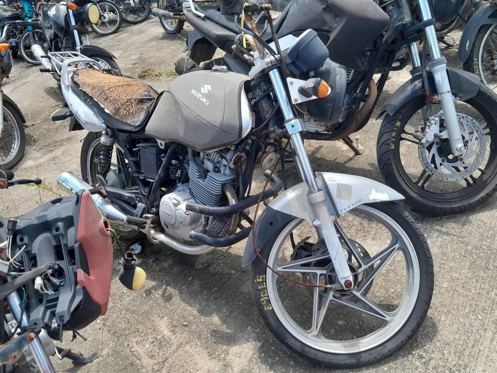 Suzuki EN 125 YES 2008