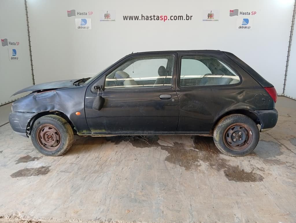 Ford Fiesta 1998 — foto 2